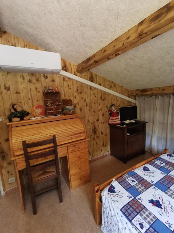 Chambre Chez L'Habitant A La Campagne Sidobre Burlats Exteriér fotografie